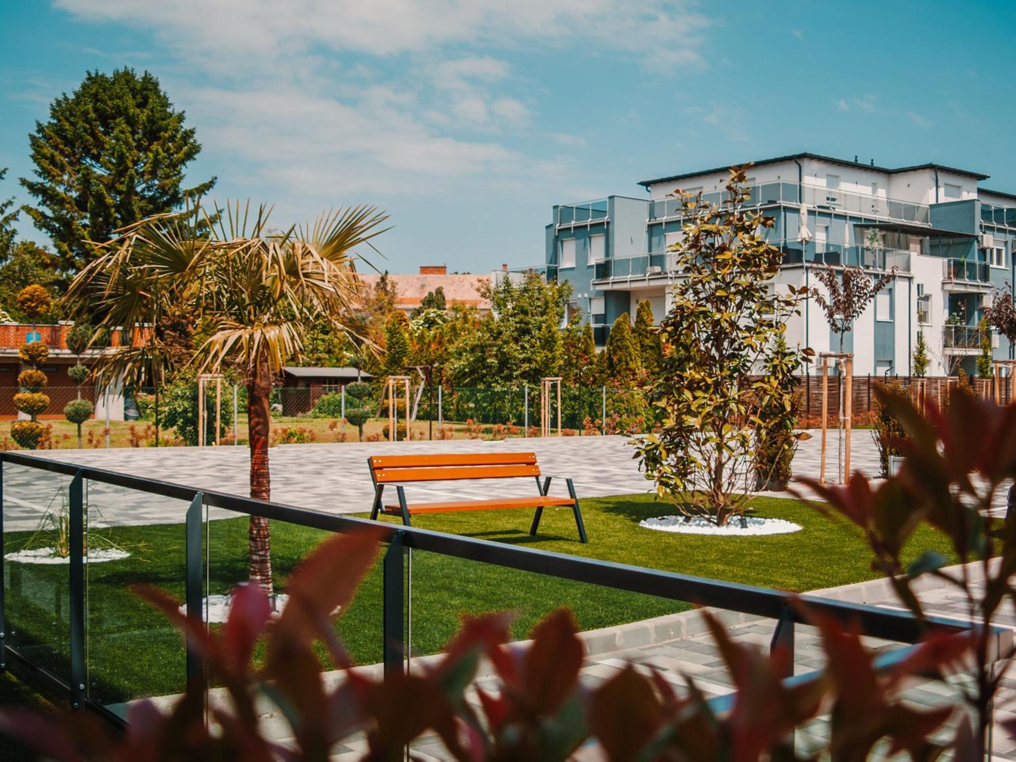 Onyx Luxury Lejlighedshotel Sárvár Eksteriør billede