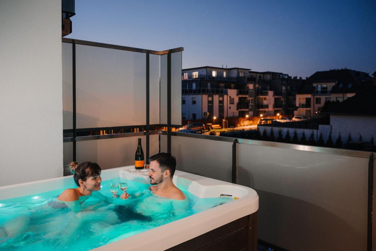 Onyx Luxury Lejlighedshotel Sárvár Eksteriør billede