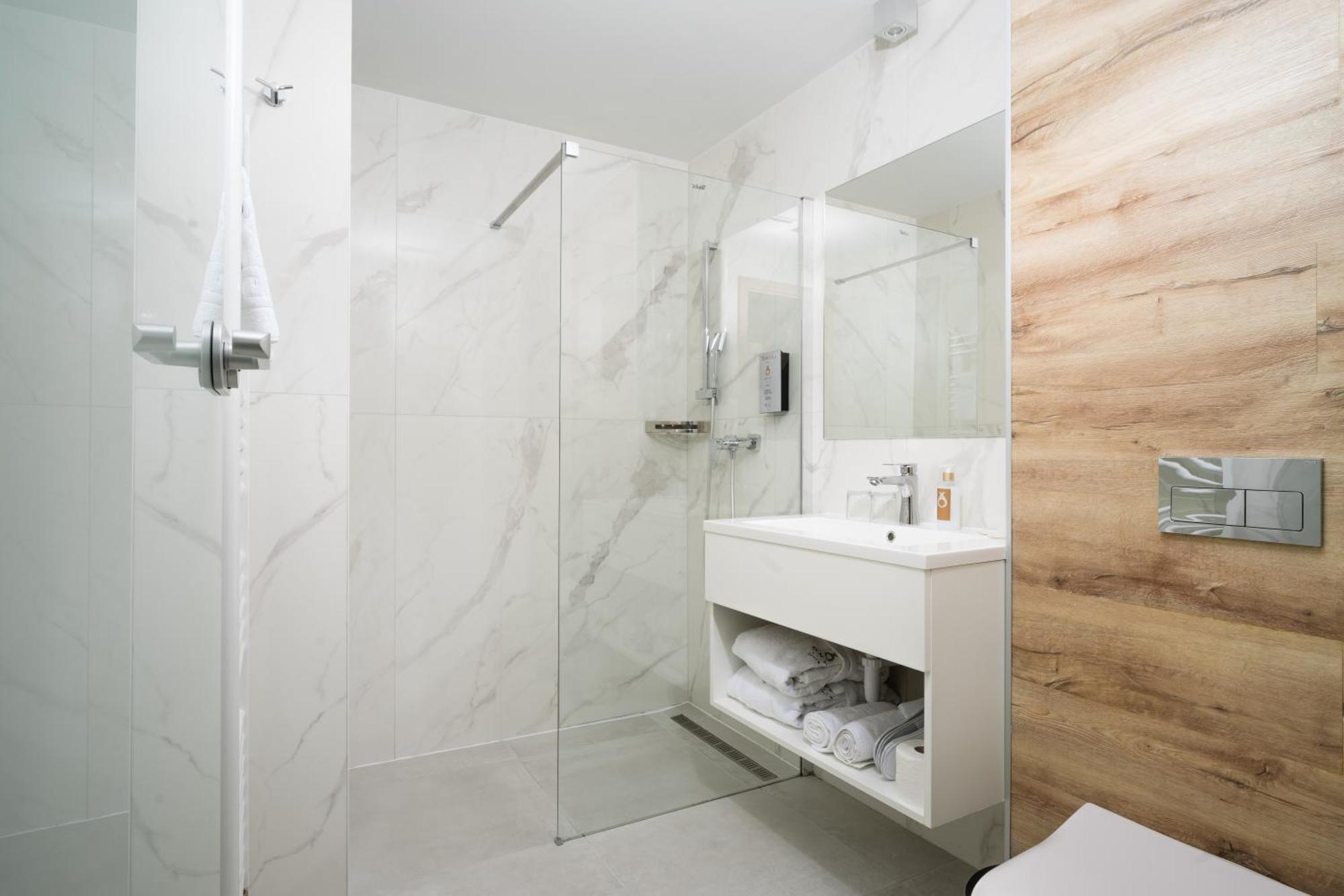 Onyx Luxury Lejlighedshotel Sárvár Eksteriør billede
